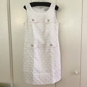 White Sleeveless Dress
